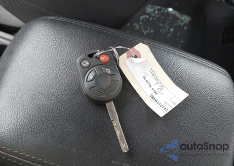 2014 Ford Focus Se z USA, uszkodzony, nr VIN 1FADP3K28EL366720